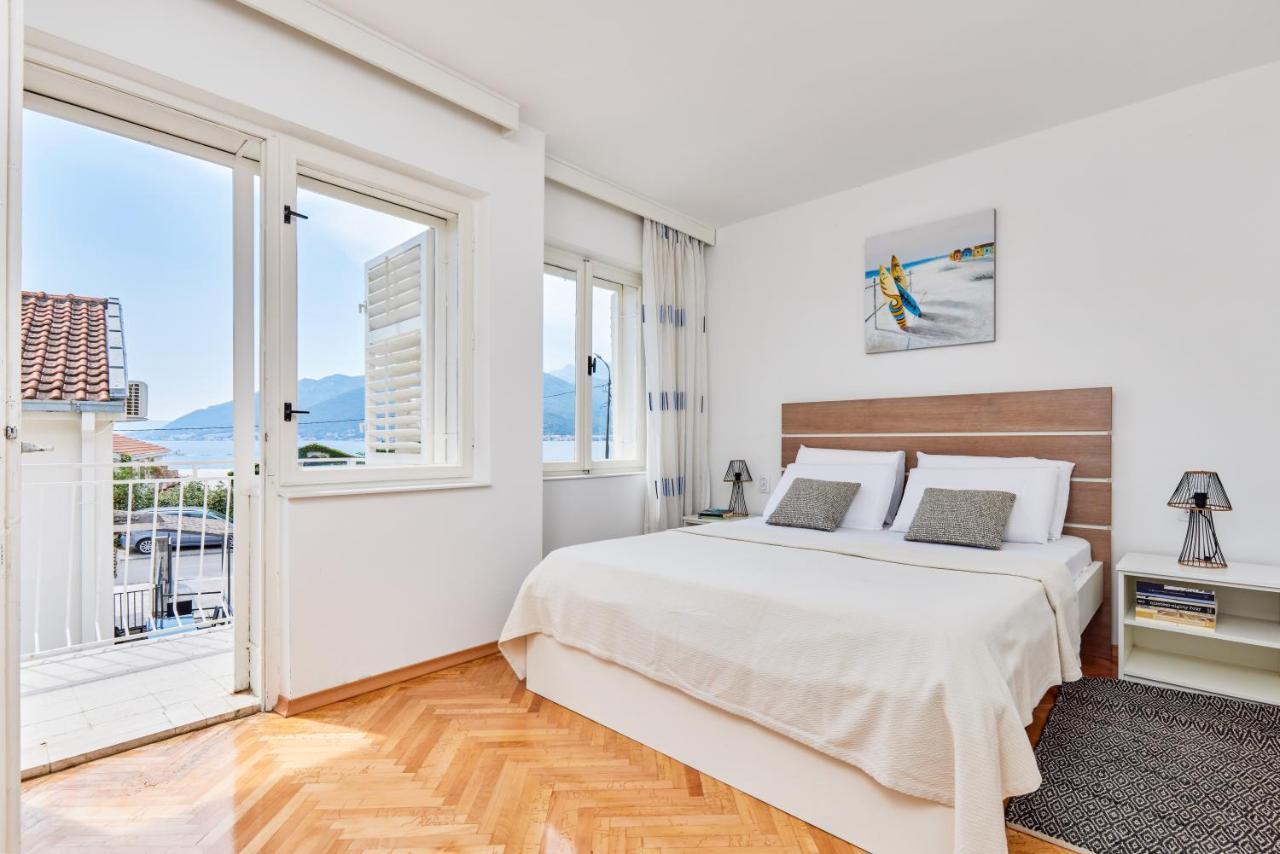 فيلا تيفاتفي Waikiki Beach House المظهر الخارجي الصورة