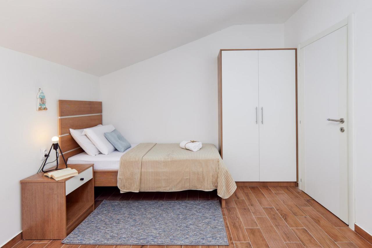فيلا تيفاتفي Waikiki Beach House المظهر الخارجي الصورة